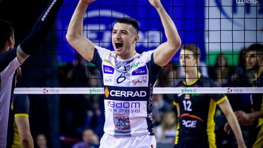 Koncert i pogrom w wykonaniu Cerrad Czarnych Radom!