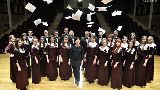 Koncert Kolęd i Pastorałek w wykonaniu chóru UTH