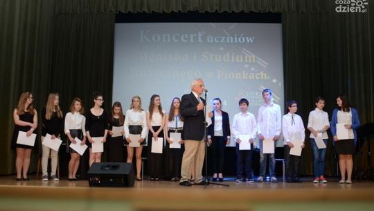 Koncert uczniów Ogniska i Studium Muzycznego w Pionkach