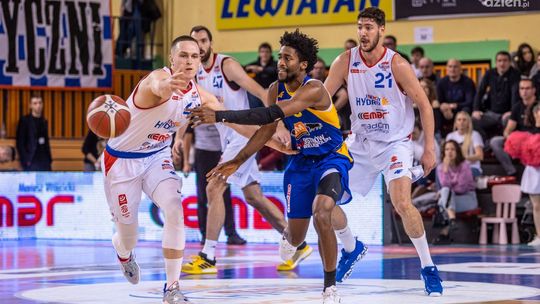 Koncertowy mecz HydroTrucku Radom! Hala MOSiR-u odczarowana!