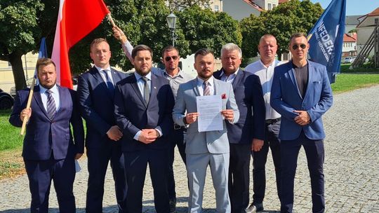 Konfederacja: PiS chce przegłosować ustawę Bezkarność+