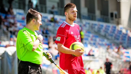 Konflikt Broni z MOSiR-em. Czy spółka działa na szkodę klubu?