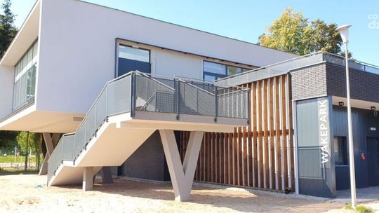 Koniec budowy Wodnego Placu Zabaw nad Stawem Górnym 