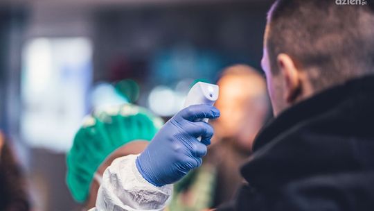 Koronawirus. Dwa kolejne zgony i aż 19 ozdrowieńców