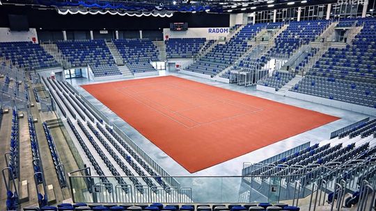 Kort ziemny w hali Radomskiego Centrum Sportu już gotowy!