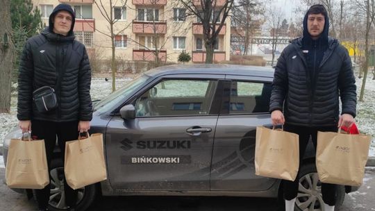 Koszykarze HydroTrucku Radom przed wyjazdem do Słupska wsparli potrzebujących