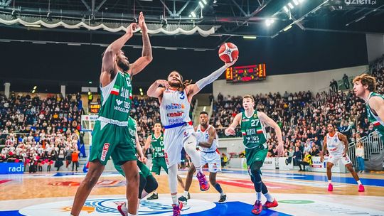Koszykarze HydroTrucku Radom ulegli Śląskowi Wrocław. Prawie pięć tysięcy osób na trybunach RCS-u