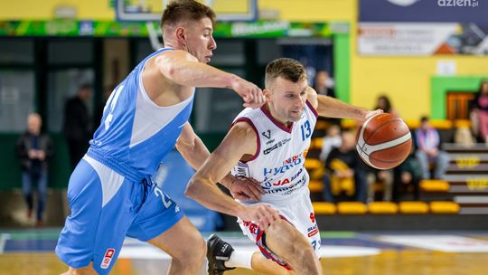 Koszykarze HydroTrucku Radom wracają do hali RCS-u. Rywalem AZS AGH Kraków