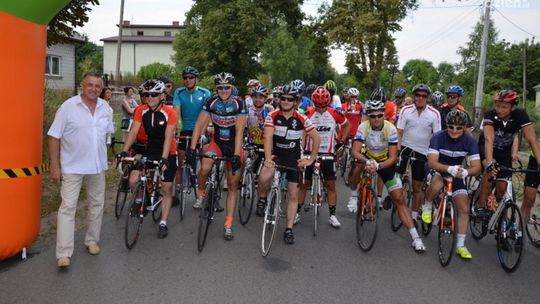 KOWALA:  Rowerowe rozgrywki w gorące sierpniowe lato