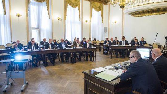 Kto jest debilem, a kto bęcwałem?