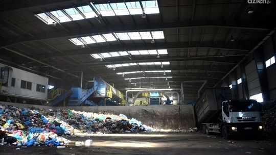Kto od 1 lipca odbierze śmieci z naszych posesji?