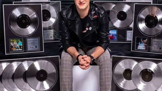 Kuba Urbański: dla fanów świąteczna niespodzianka