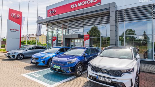 Kup lub wynajmij auto przed wakacjami i zyskaj