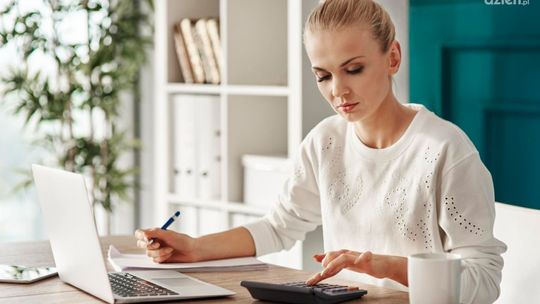 Kurs kadrowy online – sposób na zdobycie praktycznych kwalifikacji