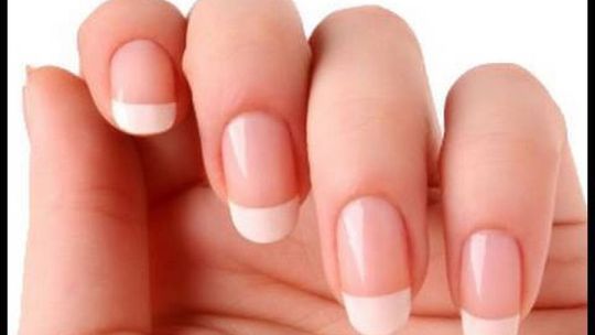 Łamliwe paznokcie zimą? Wypróbuj domowych sposobów!