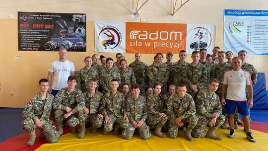 Lekcja w-f z mistrzami Włodzimierzem Zawadzkim i Arkadiuszem Kułynyczem