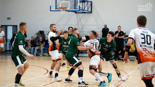Lider zwycięski, Orlęta z pierwszą porażką. W środę derby w Zwoleniu