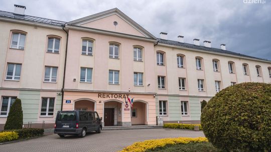 Likwidacja wydziału na Uniwersytecie Radomskim - jest oświadczenie uczelni