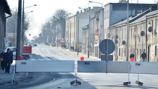 Limanowskiego zamknięta. Są objazdy. I korki