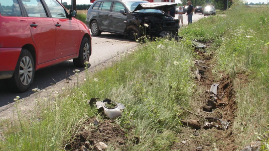 Lipsko. Wypadek samochodowy w Pawliczce 