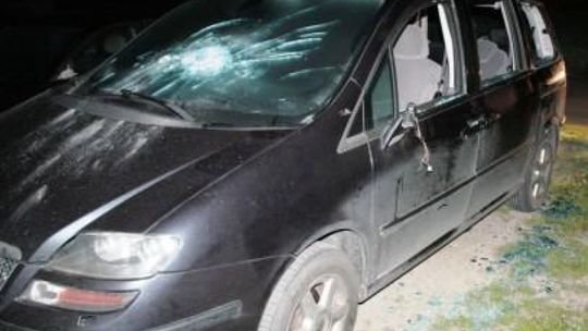 LIPSKO. Wyżywał się na samochodach.