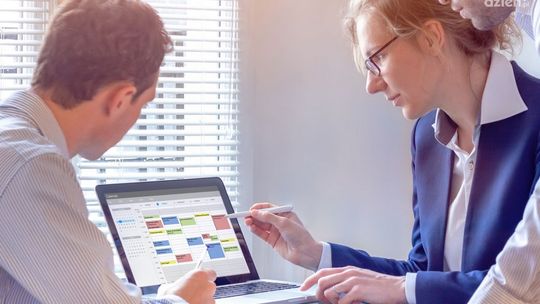 Lista obecności w pracy, czyli podstawa ewidencji pracy