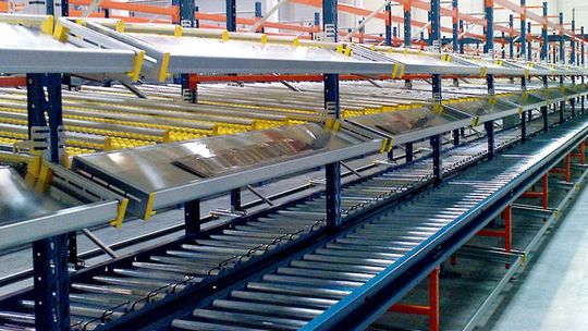 Logistyka e-commerce – na jakie rozwiązania postawić?