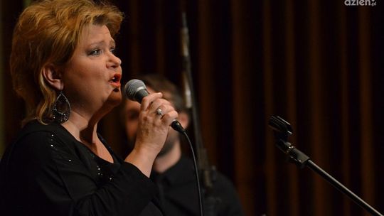 Lora Szafran zaśpiewała na 25 lat "Łaźni"