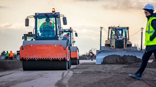 Lotnisko w Radomiu. Dwa kolejne przetargi rozstrzygnięte