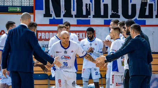 Maciej Dudzik w sztabie szkoleniowym HydroTrucku Radom