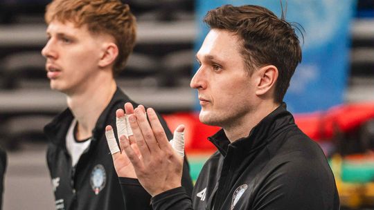 Maciej Jakubowski nowym środkowym Pierrota Czarnych Radom