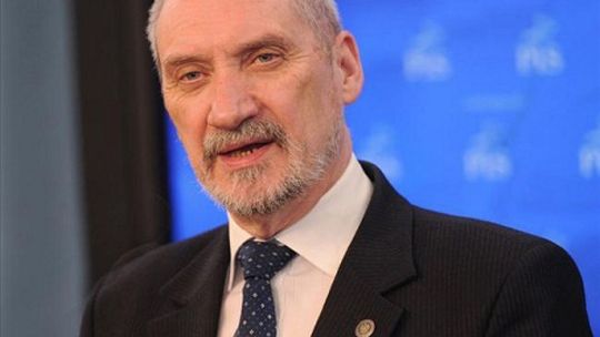 Macierewicz dziękuje Witkowskiemu
