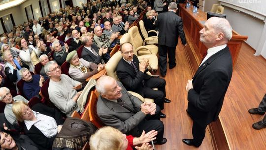 Macierewicz w Radomiu o katastrofie smoleńskiej