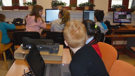Mądrzy Cyfrowi" w iłżeckiej bibliotece