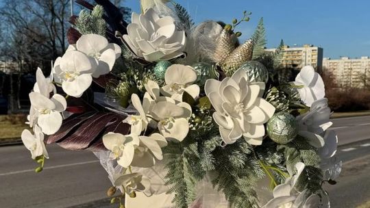 Magia zimowych kompozycji florystycznych: Trendy na Boże Narodzenie