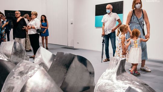 "Malujemy, bo zwariujemy" - nowa wystawa w radomskiej Elektrowni