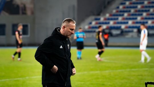 Mariusz Lisiecki poprowadzi Broń Radom w dalszej części sezonu Mariusz Lisiecki poprowadzi Broń Radom w dalszej części sezonu