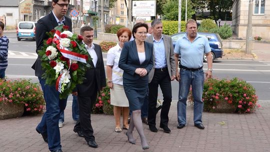 Marszałek Kopacz w Radomiu złożyła kwiaty pod pomnikiem Czerwca 76