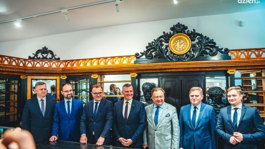 Marszałkowie i prezydent w przyszłym muzeum