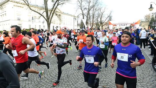 Mateusz Kaczor triumfuje w XVI Biegu Kazików 