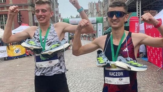 Mateusz Kaczor wygrał Półmaraton Praski, a Mateusz Gos Praską Piątkę!