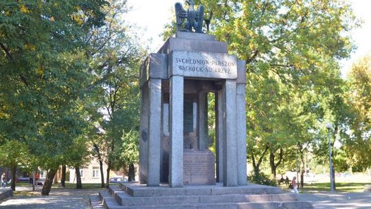 Mauzoleum płk. Czachowskiego zdewastowane!