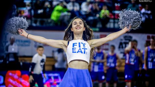 Mecz gwiazd RNBA i WOŚP (zdjęcia)