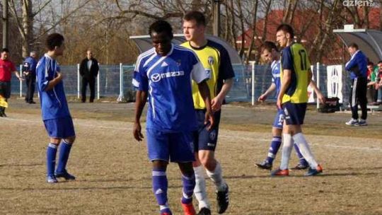 Mecz Orła Wierzbicy z Bronią Radom przełożony