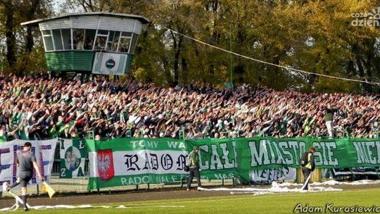 Mecz Radomiaka Radom z Olimpią Elbląg bez udziału kibiców!