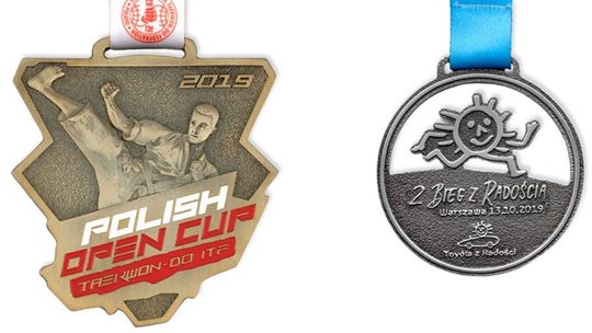 Medale i przypinki na zamówienie – postaw na tradycję