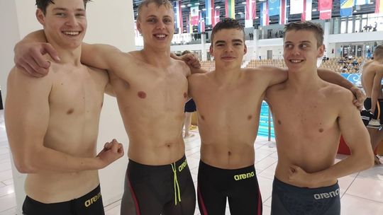 Medale pływaka z Radomia