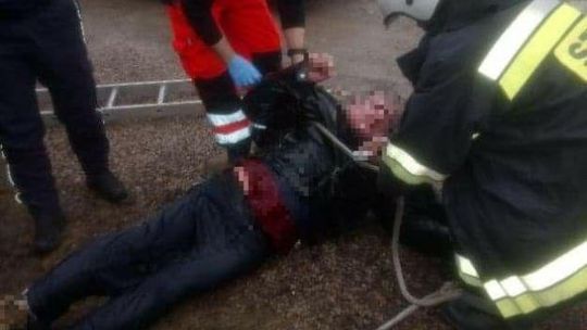 Mężczyzna wpadł do studni