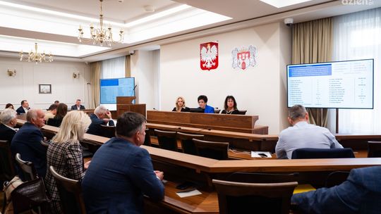 Miasto wyemituje obligacje. Pieniądze pójdą m.in. na pensje dla nauczycieli