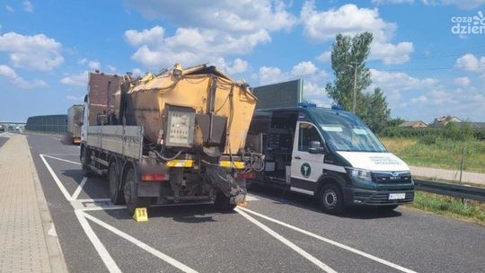 Mieli naprawiać drogi, a je niszczyli